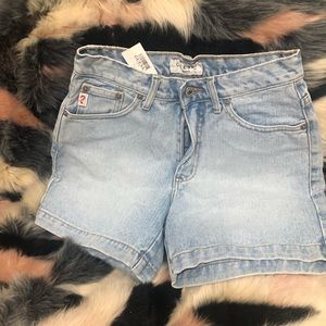 New vintage Guess jean shorts